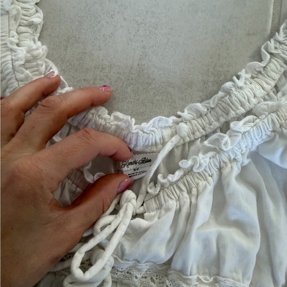 Kimchi Blue Remi Tie-Front Cropped Blouse from Artizia - Picture 7 of 8